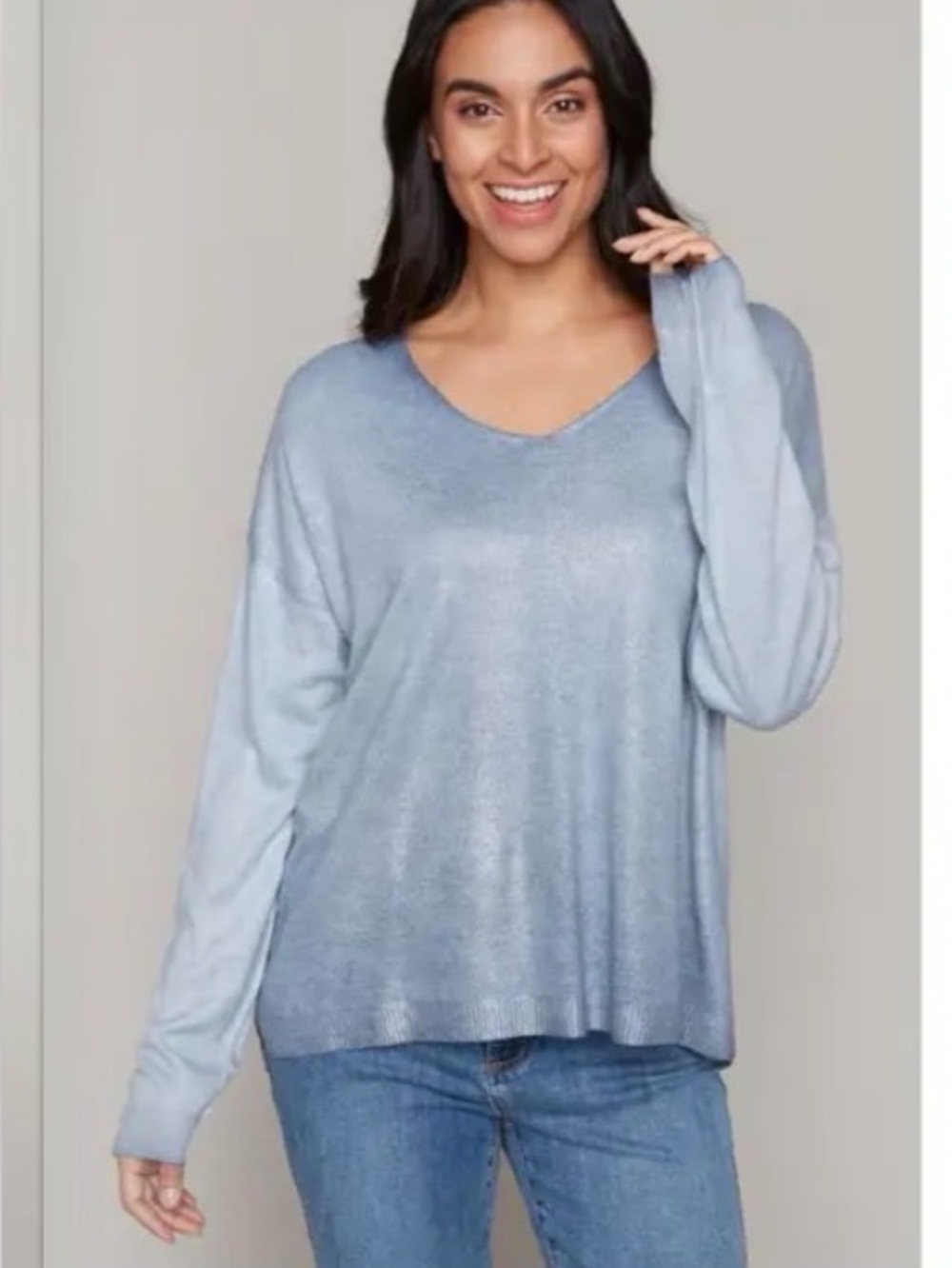 Light Blue V-Neck Women's Sweater with silver reflections
Made in Italy